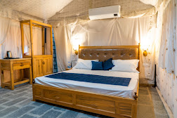Deluxe Swiss Cottage Luxury Tent